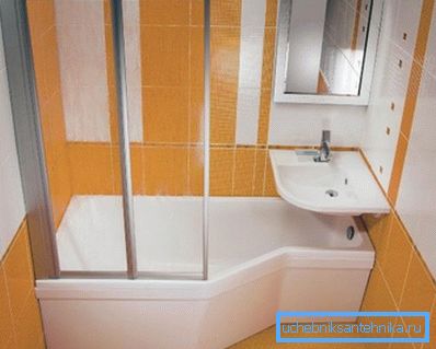 Alüminyum çerçeve, küçük bir kütle ile gerekli sertliği sağlamanıza olanak tanır Alüminyum çerçeve, küçük bir kütle ile gerekli sertliği sağlamanıza olanak tanır