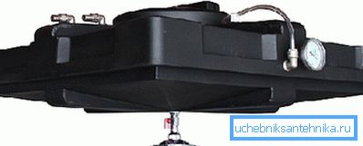 Elektrikli Isıtmalı Duş Tankı Elektrikli Isıtmalı Duş Tankı