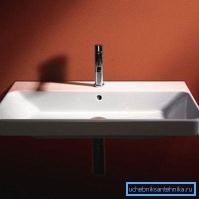 Büyük kase 90 cm genişliğinde. Büyük kase 90 cm genişliğinde.