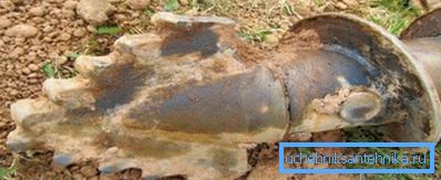 Bir bıçak kesici ile matkap Bir bıçak kesici ile matkap