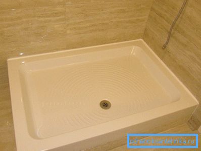 Podyumda kurulu 120x90 kase. Podyumda kurulu 120x90 kase.