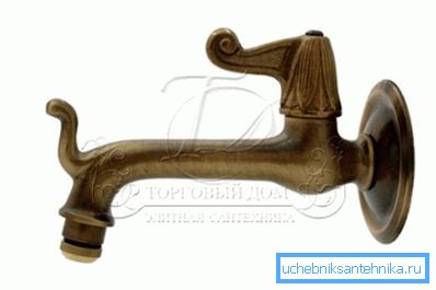 Dekoratif bronz ürün 7800 ruble değerinde. Dekoratif bronz ürün 7800 ruble değerinde.