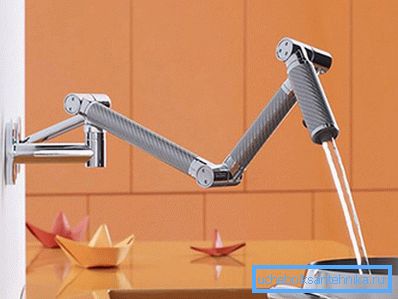 Tasarımcı modelleri hemen görünümlerin ağırlık merkezi haline gelecek. Tasarımcı modelleri hemen görünümlerin ağırlık merkezi haline gelecek.