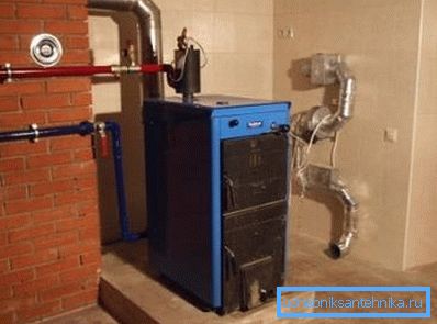 Bir kır evi için yakacak odun ya da kömür mükemmel bir yakıt seçeneğidir! Bir kır evi için yakacak odun ya da kömür mükemmel bir yakıt seçeneğidir!