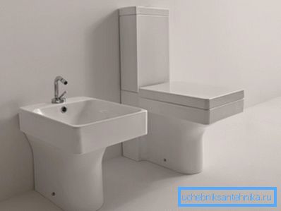 Çoğu zaman, bu tür malzemeler, aslında düşük bir lavabo veya küçük bir küvet olan düşük bir bide içerir. Çoğu zaman, bu tür malzemeler, doğal olarak düşük bir lavabo veya küçük bir banyo olan düşük bir bide içerir.