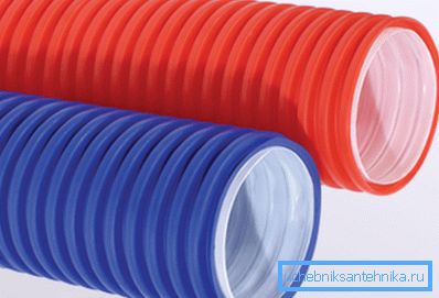 Çift duvarlı borular PND-LDPE farklı renk ve kesitlerde olabilir Çift duvarlı borular PND-LDPE farklı renk ve kesitlerde olabilir