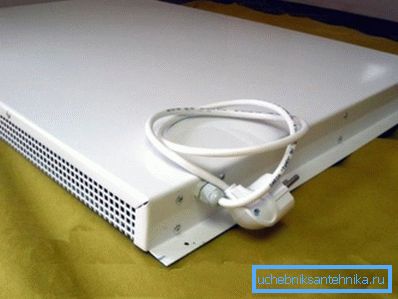 Elektrik panoları düzenli bir çıkışa bağlanır.