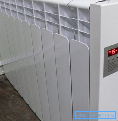 Konveksiyon ısıtma için elektrikli cihaz. Konveksiyon ısıtma için elektrikli cihaz.