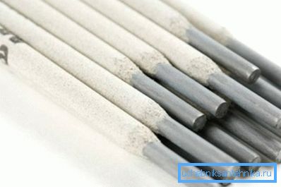 Paslanmaz çelik ile çalışmak için elektrotlar Paslanmaz çelik ile çalışmak için elektrotlar