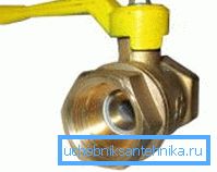Eğer vinç gaz hattında çalışmak için kullanılacaksa, bazı ustalar bunun zorunlu olmadığını iddia etse de, sapı sarıya boyanır. Eğer vinç gaz hattında çalışmak için kullanılacaksa, bazı ustalar bunun zorunlu olmadığını iddia etse de, sapı sarıya boyanır.