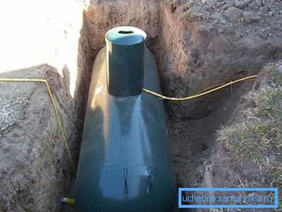 Yerleşme gazlaştırılmazsa, kişisel bir gaz deposu olarak büyük bir plastik kap kullanılabilir. Yerleşme gazlaştırılmazsa, kişisel bir gaz deposu olarak büyük bir plastik kap kullanılabilir.