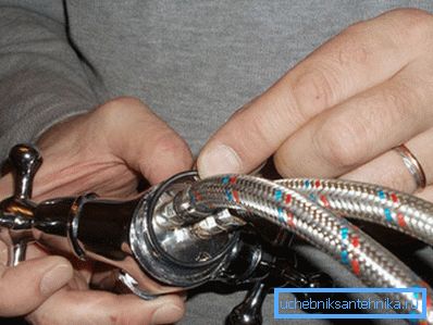 Montajı kendiniz yapmaya karar verirseniz, mikseri mutfakta monte etme maliyeti yedek parça ve ekipmana eşit olacaktır. Montajı kendiniz yapmaya karar verirseniz, mikseri mutfakta monte etme maliyeti yedek parça ve ekipmana eşit olacaktır.