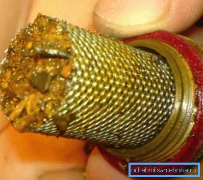 Filtre seramikleri kumdan ve kireçten koruyacaktır. Filtre seramikleri kumdan ve kireçten koruyacaktır.