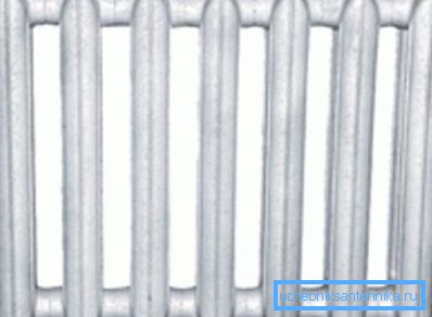 Fotoğraf pili dökme demirden yapılmıştır