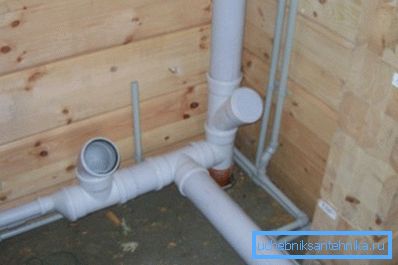 Özel bir evde sewage fotoğrafları Özel bir evde sewage fotoğrafları