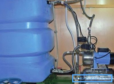 Pompa depolama kapasitesine sahip pompa istasyonu fotoğrafı Pompa depolama kapasitesine sahip pompa istasyonu fotoğrafı