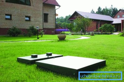 Bahçedeki fotoğraf dolabı Bahçedeki fotoğraf dolabı