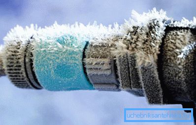 Dondurulmuş tesisatın fotoğrafları. Dondurulmuş tesisatın fotoğrafları.