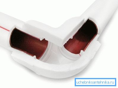 Pürüzsüz iç yüzey, tuz ve kireç birikintilerinin oluşmasını önler Pürüzsüz iç yüzey, tuz ve kireç birikintilerinin oluşmasını önler