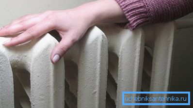 SNiP talimatı maksimum sıcaklığı kesinlikle sınırlandırmayı gerektirir. SNiP talimatı maksimum sıcaklığı kesinlikle sınırlandırmayı gerektirir.