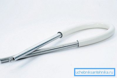Kavisli plastik tüp Kavisli plastik tüp