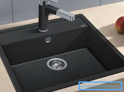 Taş lavabo - mutfak için mükemmel bir seçim. Taş lavabo - mutfak için mükemmel bir seçim.