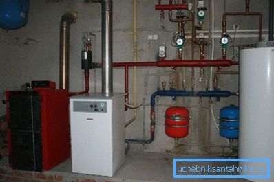 Katı yakıt ve gaz ünitesi kombinasyonu Katı yakıt ve gaz ünitesi kombinasyonu