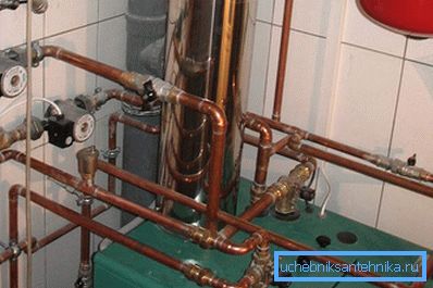 Gaz kazan boruları üzerinde kondens Gaz kazan boruları üzerinde kondens