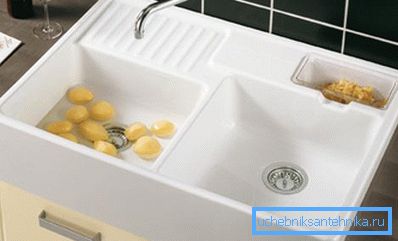 Büyük çift lavabo çok uygun