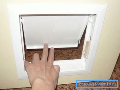 Tuvalet kapısındaki kediler için Laz Tuvalet kapısındaki kediler için Laz