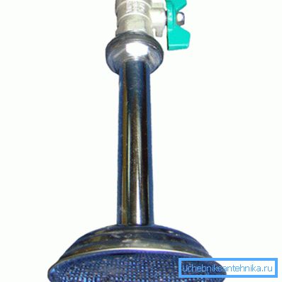 Küresel valfli metal nozul. Küresel valfli metal nozul.