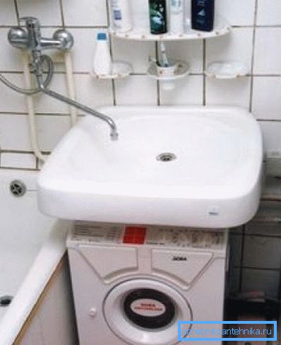 Minyatür makinesi. Minyatür makinesi.