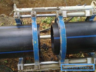 Bu fotoğraf açıklanan işlemi gerçekleştirmek için en basit aygıtı göstermektedir. Bu fotoğraf açıklanan işlemi gerçekleştirmek için en basit aygıtı göstermektedir.