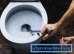Fotoğrafta - kablo temizliği Fotoğrafta - kablo temizliği