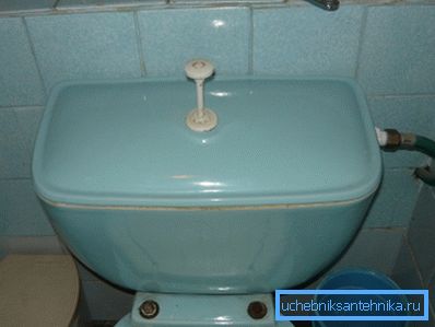 Fotoğraf en tanıdık tankı gösteriyor. Fotoğraf en tanıdık tankı gösteriyor.