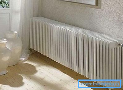 Fotoğrafta: bazen kaliteli ısıtma için oldukça fazla bölüm gerekir. Fotoğrafta: bazen kaliteli ısıtma için oldukça fazla bölüm gerekir.