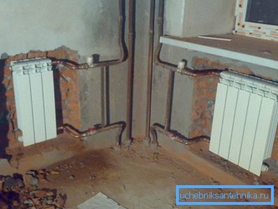 Fotoğrafta - radyatörlerin en doğru bağlantı şeması. Fotoğrafta - radyatörlerin en doğru bağlantı şeması.