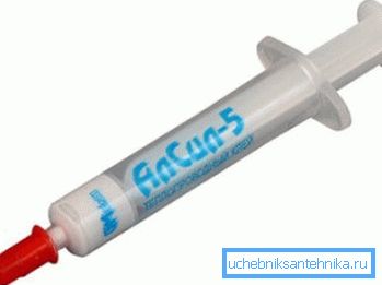 Fotoğrafta - yerli termoglue Alsil-5. Fotoğrafta - yerli termoglue Alsil-5.