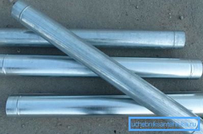Fotoğrafta - galvanizli havalandırma boruları Fotoğrafta - galvanizli havalandırma boruları