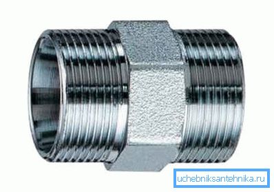 Fotoğrafta - inçte metrik kesim olan bir adaptör Fotoğrafta - inçte metrik kesim olan bir adaptör