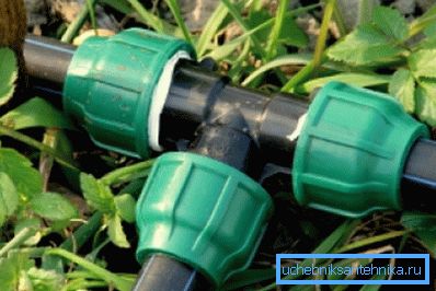 Fotoğrafta - PVC boru hattı Fotoğrafta - PVC boru hattı