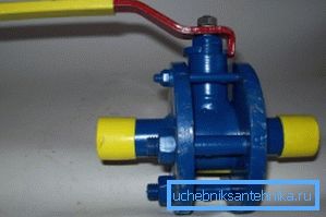 Fotoğrafta - kaynak için katlanabilir valf. Fotoğrafta - kaynak için katlanabilir valf.