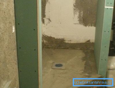 Fotoğrafta - ev yapımı alçıpan duş montajı Fotoğrafta - ev yapımı alçıpan duş montajı