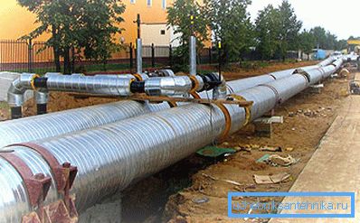 2601 Fotoğrafta - köpük izolasyonu boruları için sürgülü bir versiyon