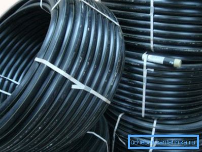 Fotoğrafta - PE63 borular Fotoğrafta - PE63 borular