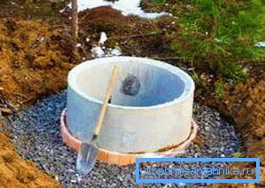 Fotoğrafta, kesonun üst kısmı beton ürünlerden. Fotoğrafta, kesonun üst kısmı beton ürünlerden.