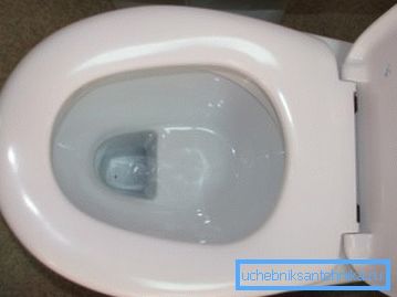 Fotoğraf, karakteristik bir rafı göstermektedir. Fotoğraf, karakteristik bir rafı göstermektedir.