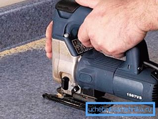 Fotoğrafta - bir yapboz ile bir delik kesme Fotoğrafta - bir yapboz ile bir delik kesme