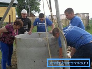 İlk beton ürünlerinde ikincisini koydu. İlk beton ürünlerinde ikincisini koydu.