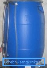 Isıtıcı, bir bölümün arkasına gizlenmişse, böyle bir tank da olabilir.